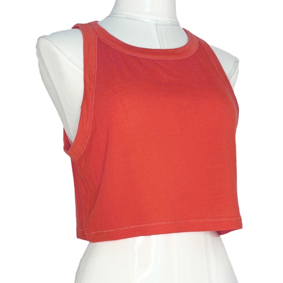 Poppy Pink Cropped Ribbed Tank Top - Picture 1 of 9